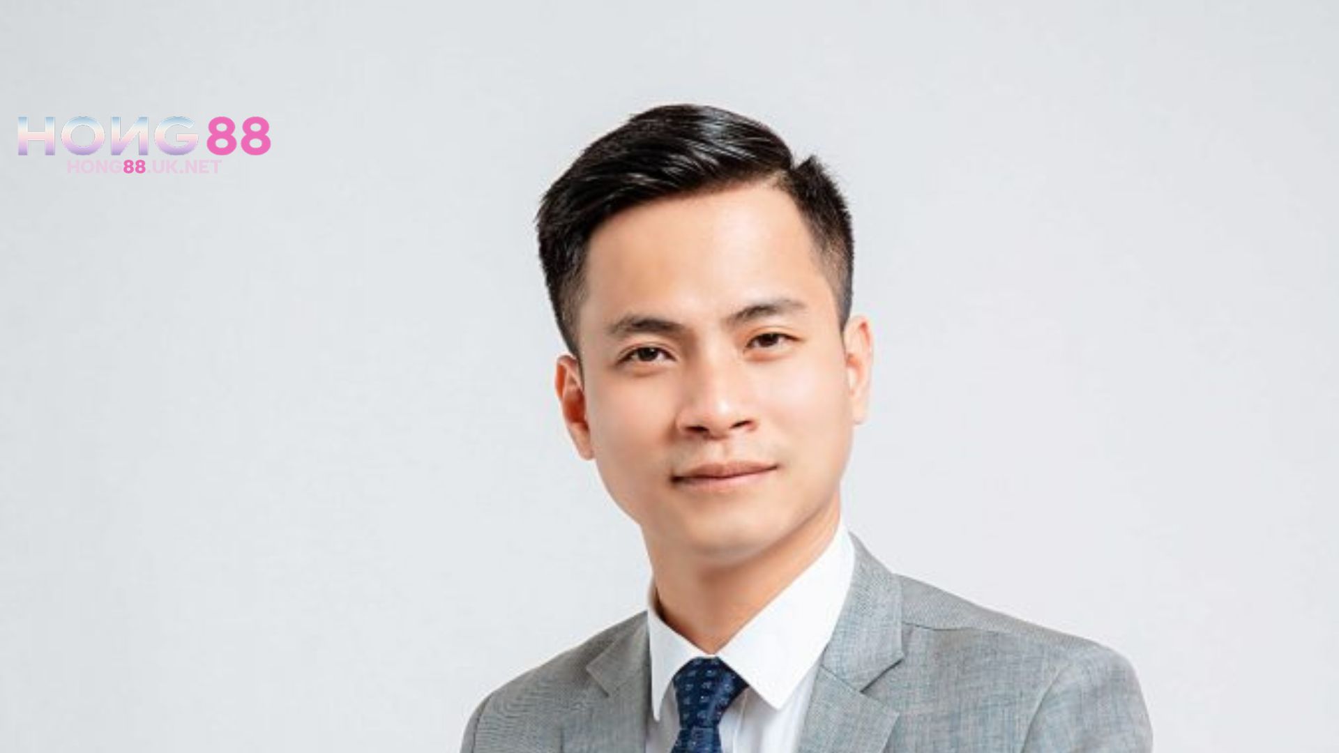 Lonel Hong88 - Vị CEO Vượt Khó Khăn Xây Nên Đế Chế 2 Lonel Hong88 phát triển thương hiệu uy tín